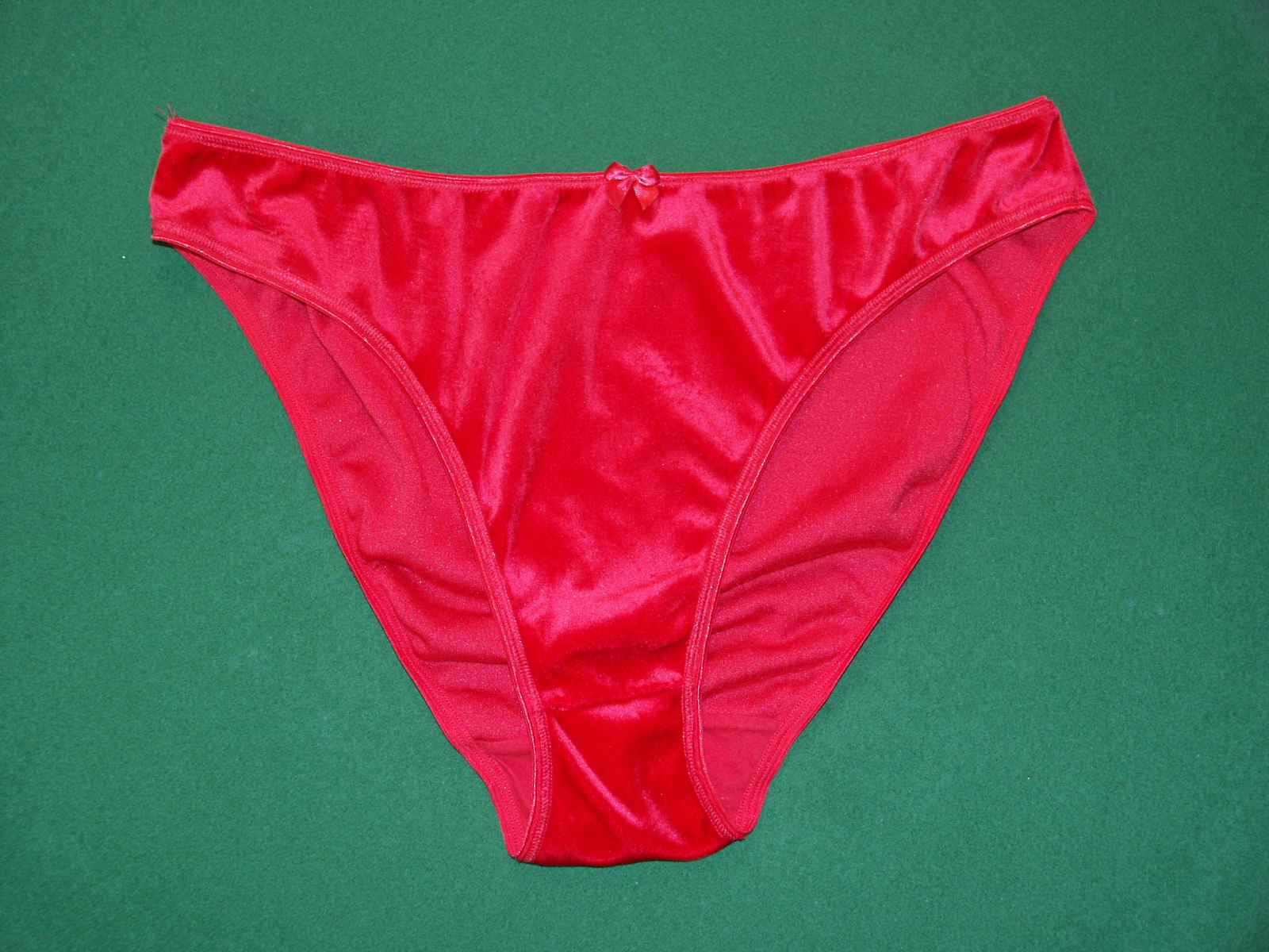 {short description of image}