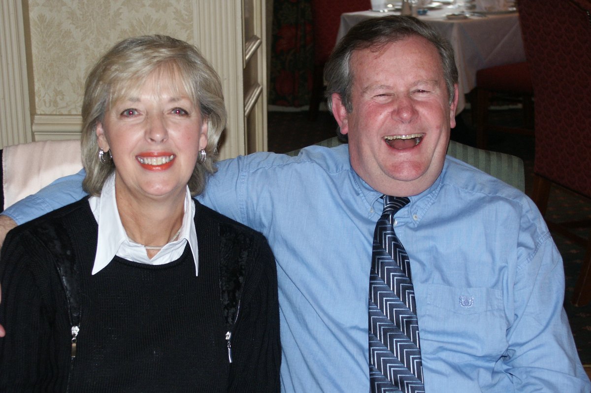 {short description of image}