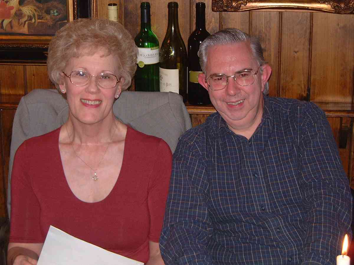 {short description of image}