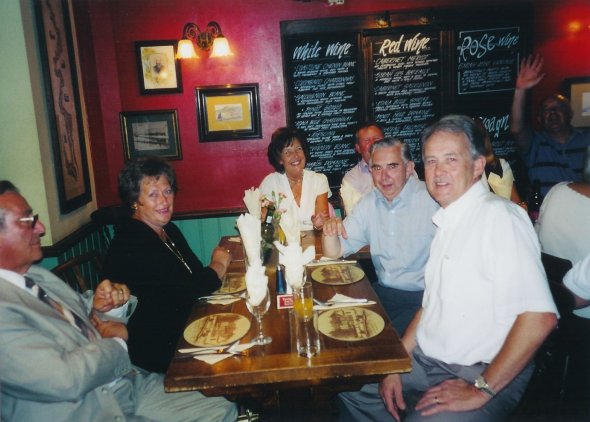 {short description of image}