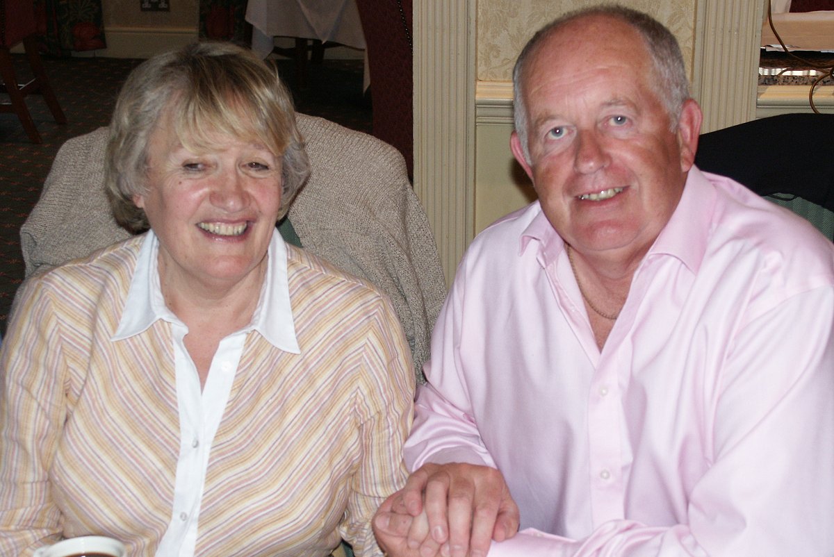 {short description of image}