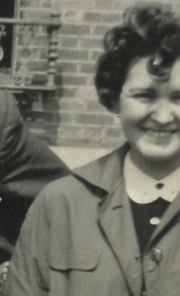 {short description of image}